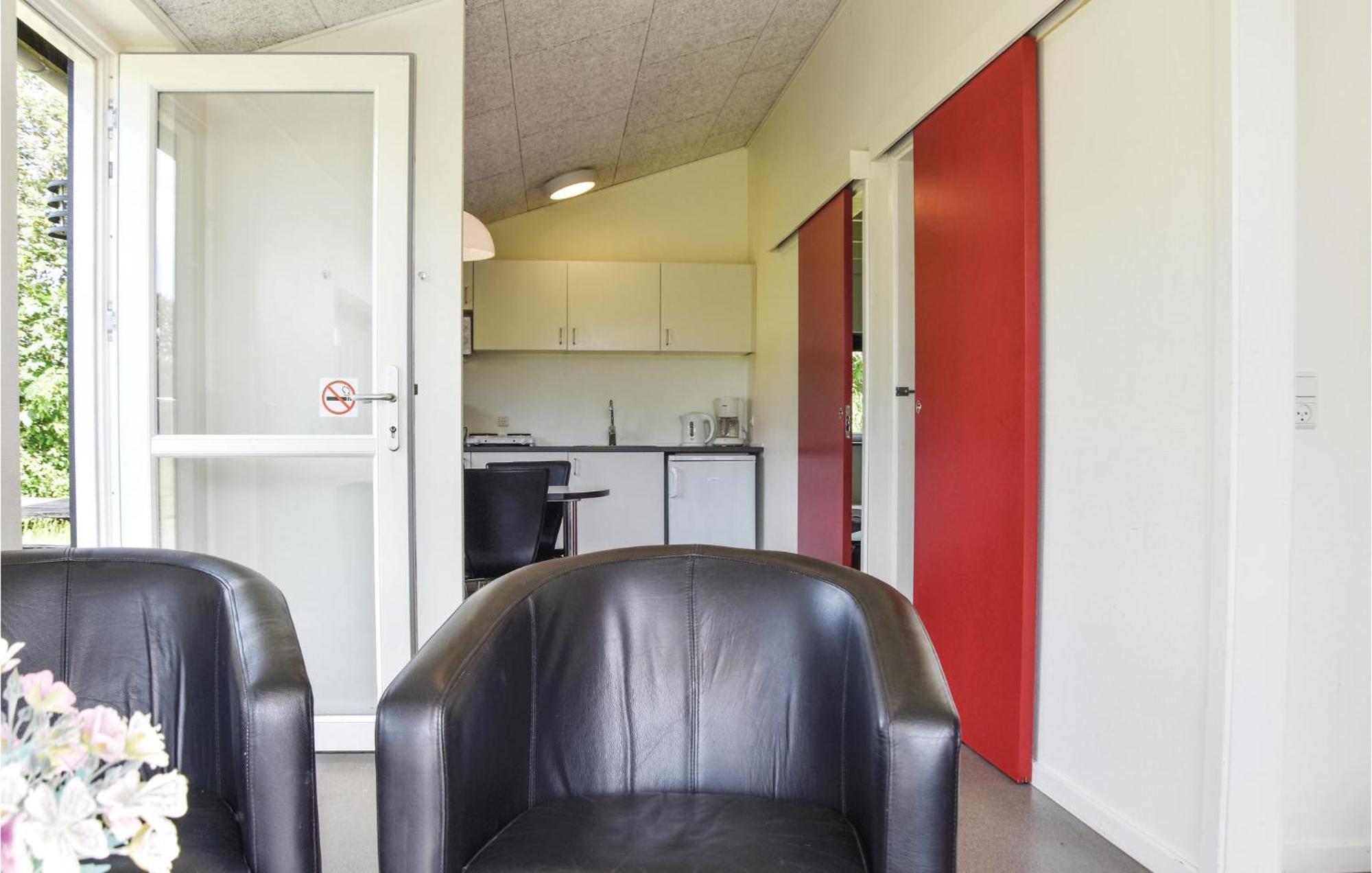 Pet Friendly Home In Spjald With Wifi Exterior photo